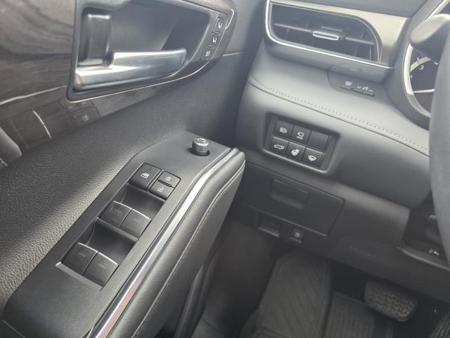 Used 2022 Toyota HIGHLANDER Sedan