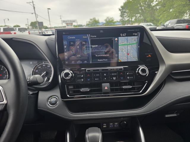Used 2022 Toyota HIGHLANDER Sedan