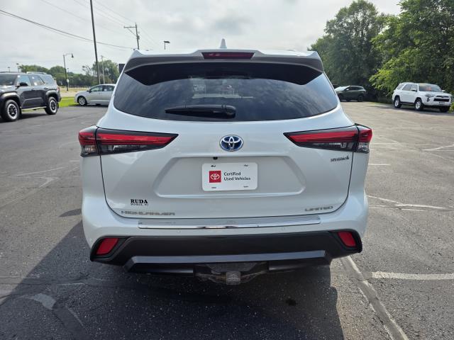 Used 2023 Toyota HIGHLANDER HYBRID Sedan